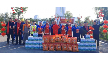 公司向导到一线慰问春节坚守岗位员工